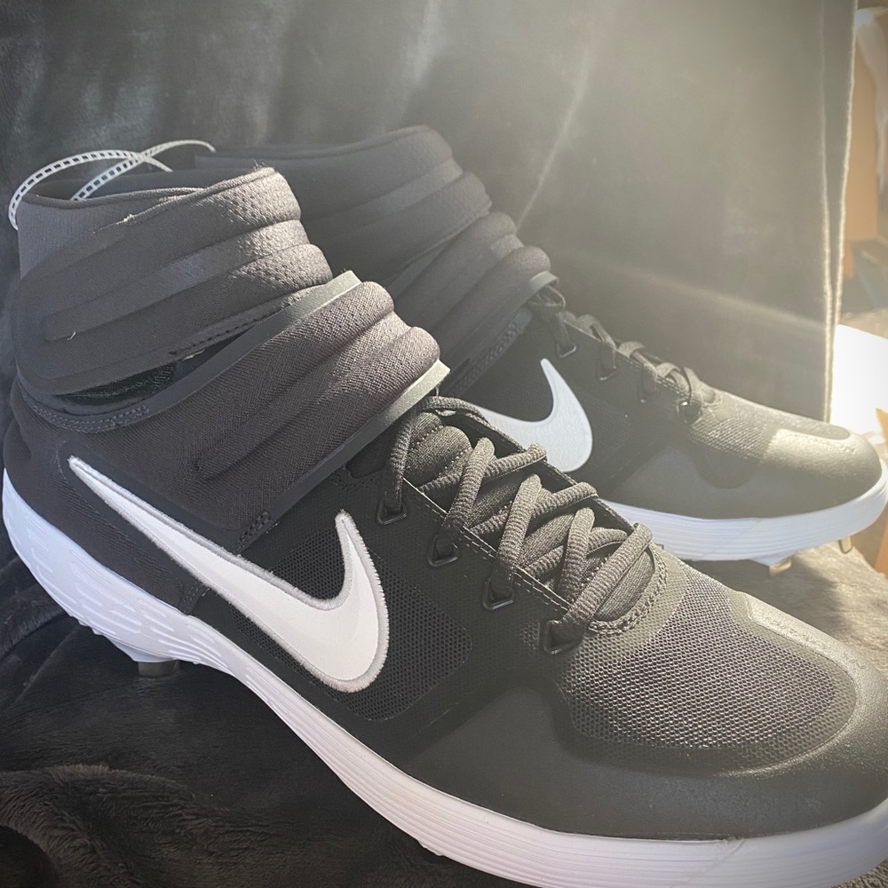 Nike Zoom Dragon Baseball cleats